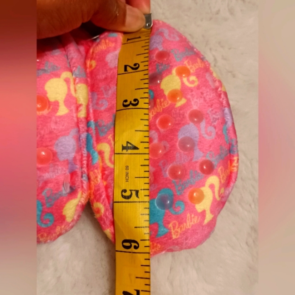 Kids' slippers bundle - Picture 3 of 10